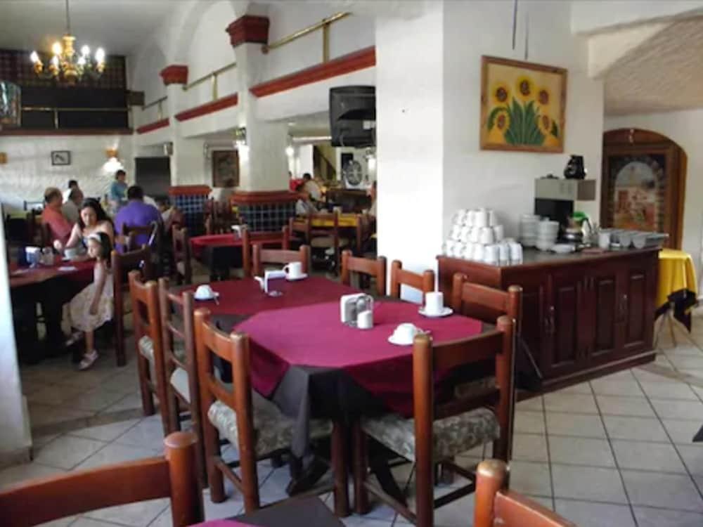 Hotel Villa Cahita Los Mochis Esterno foto